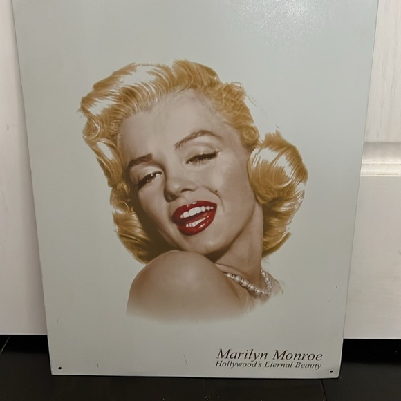 Marilyn Monroe Eternal Beauty metal sign - Picture 2 of 3